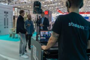 Wir drehen Kurzvideos live aus der Messe.